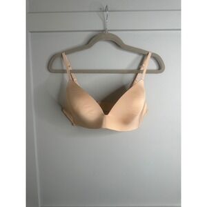 SKIMS 36C Natural‎ Comfort Revolution Underwire Bra Smooth Seamless T-Shirt Bra
